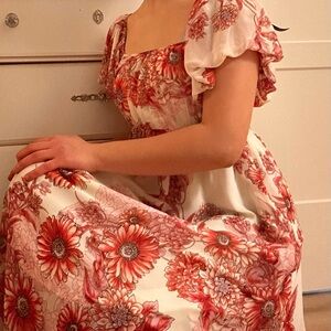 ✨GORGEOUS! 🌹Floral Maxi Dress! *LIMITED EDITION*